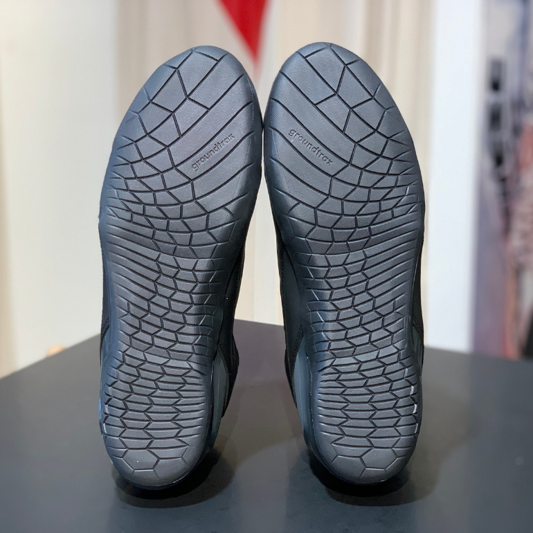スポーツツーリングを軽快にHERIAN D-WP SHOESの防水×快適性能